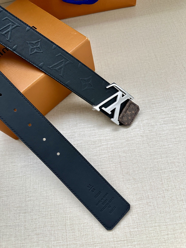 激安ルイヴィトンベルト着用イメージ